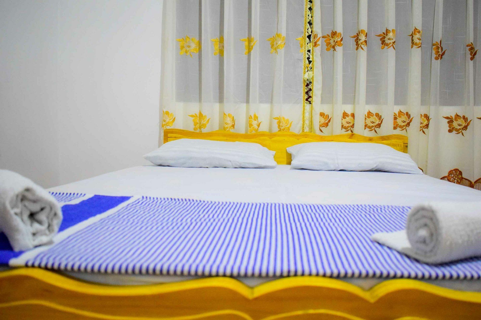 Unique View Kandy Exteriör bild